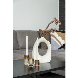 Candle holder